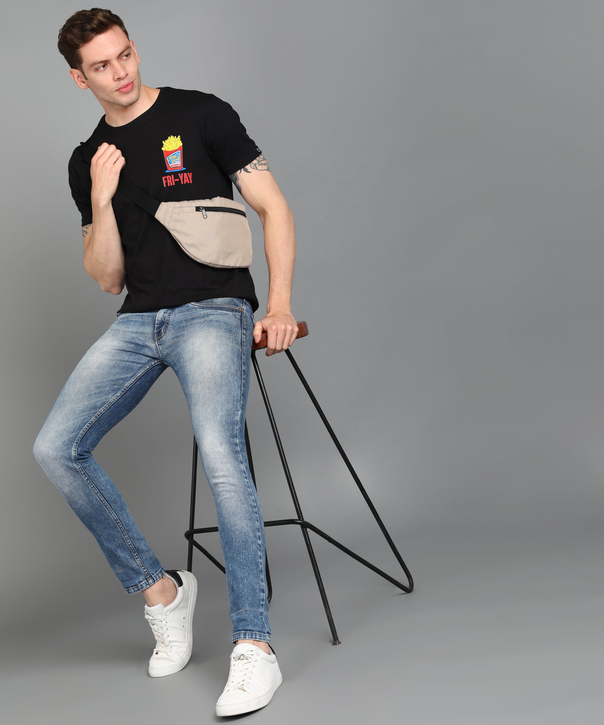 Urbano Fashion Men's Black Graphic Printed Round Neck Half Sleeve Slim Fit Cotton T-Shirt