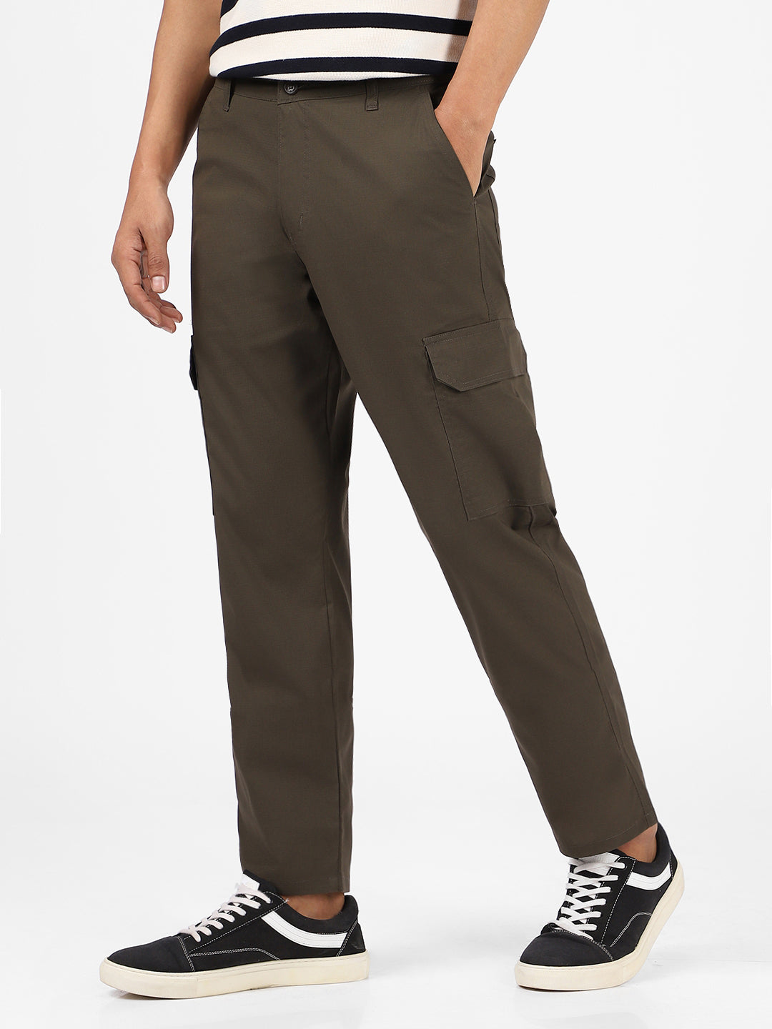 Men's Dark Olive Regular Fit Solid Cargo Chino Pant With 6 Pockets
